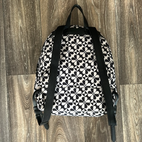 Kate Spade Chelsea medium backpack - Picture 3 of 7